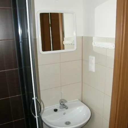Homestay Dom Goscinny Ania Dziwnowek